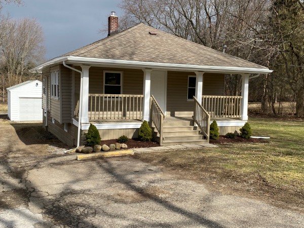 1889 Oakes Dr
