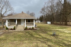 1889 Oakes Dr