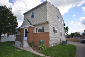 64 Clinton Ave