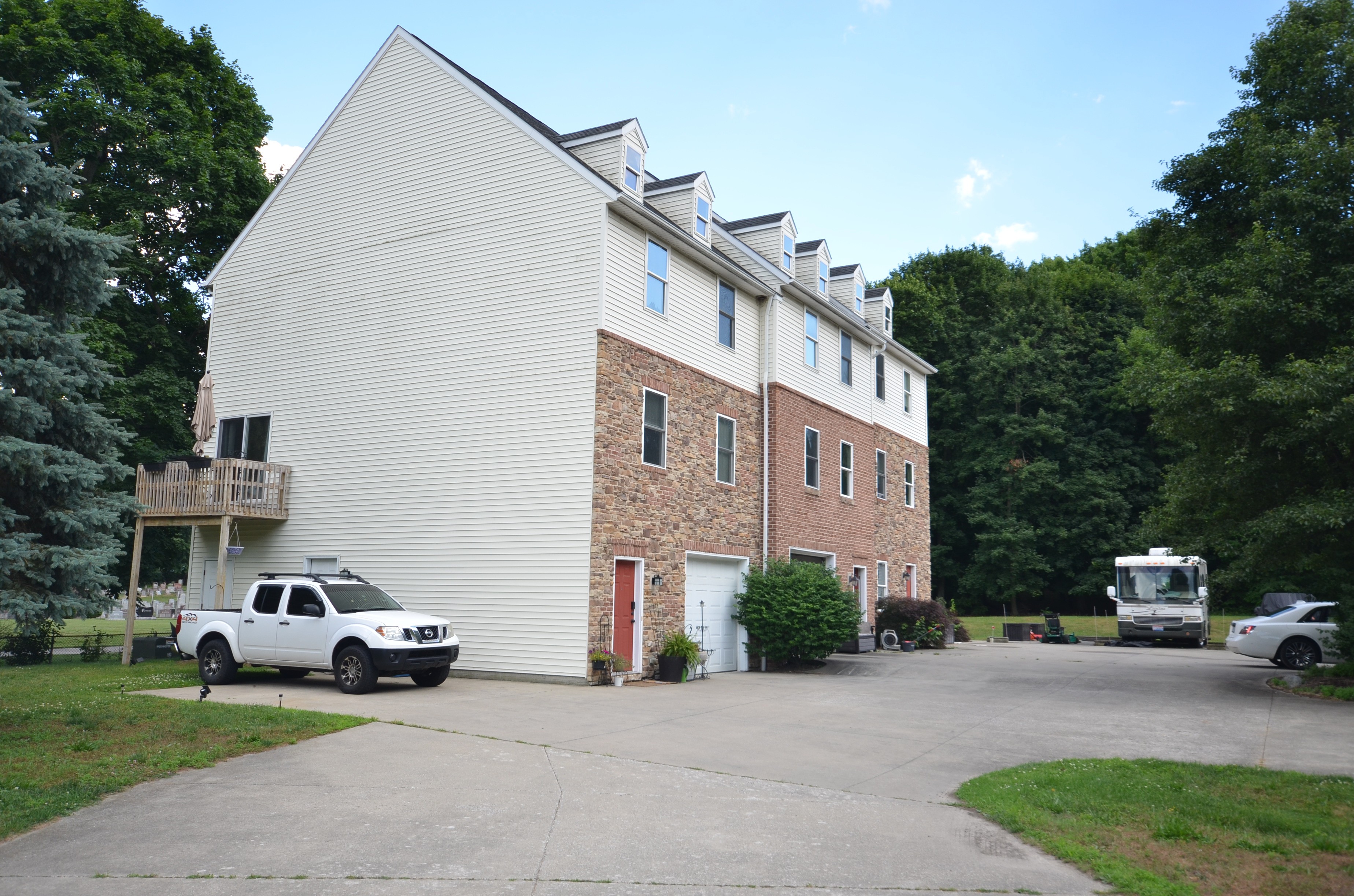 308 Swartz Rd