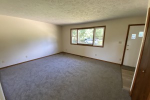 1758 MEADOWLARK DRIVE