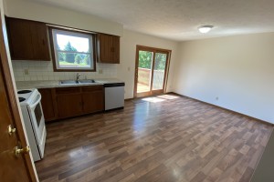 1758 MEADOWLARK DRIVE